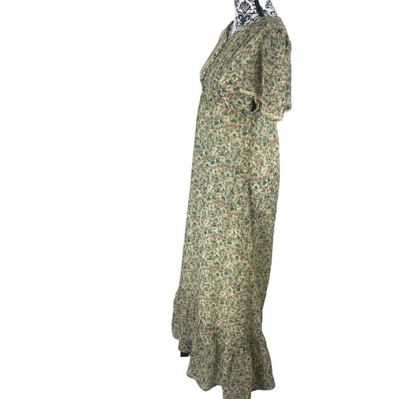 Jinty’s of London Vintage Cottage Core Small Floral Pattern Flutter Sleeve Dress - Picture 9 of 16